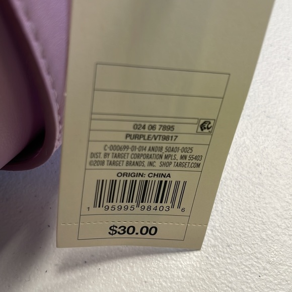 A New Day Purse with adjustable strap length and inside zippered pocket. NWT - Picture 3 of 3